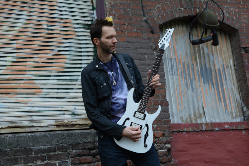 PAUL GILBERT デビュー30周年! : Player Blog